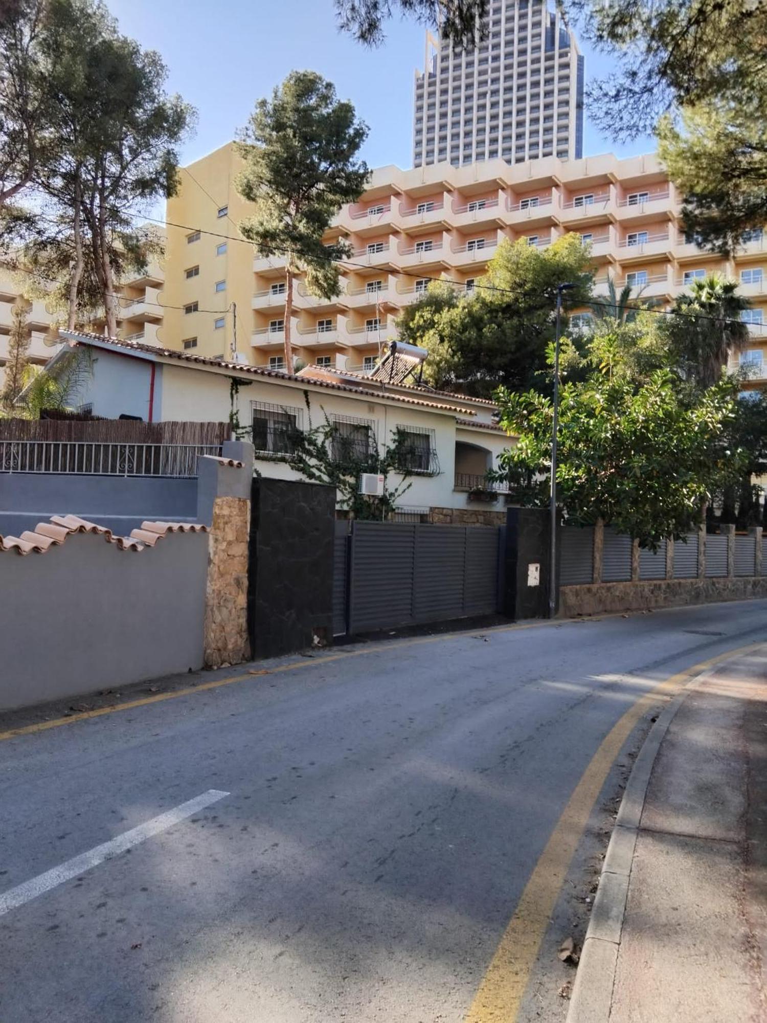 Casa En La Naturaleza En * Benidorm